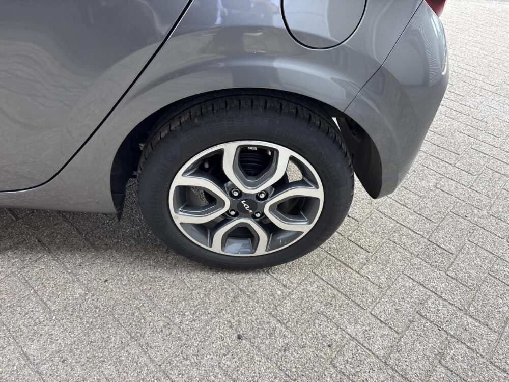 Kia 17