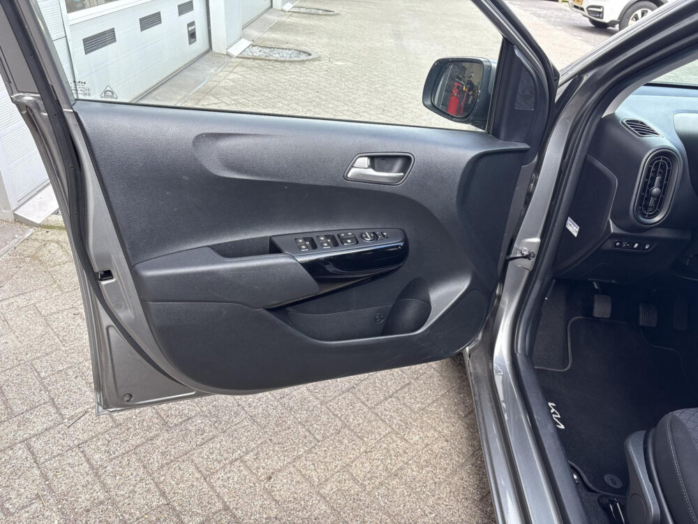 Kia 9