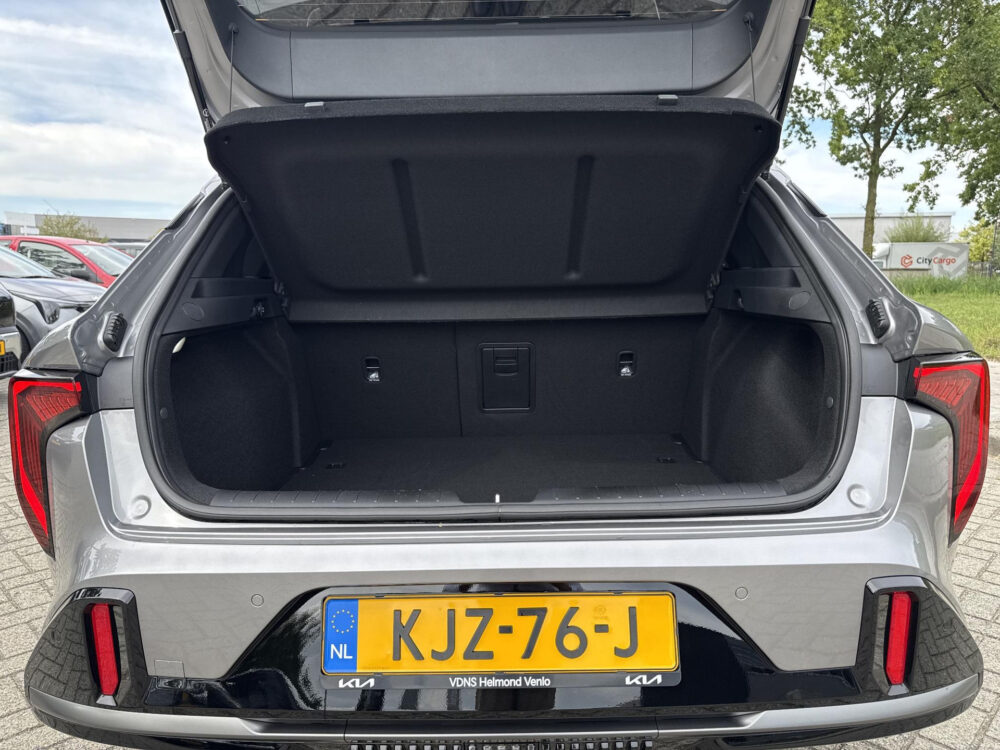Kia 25