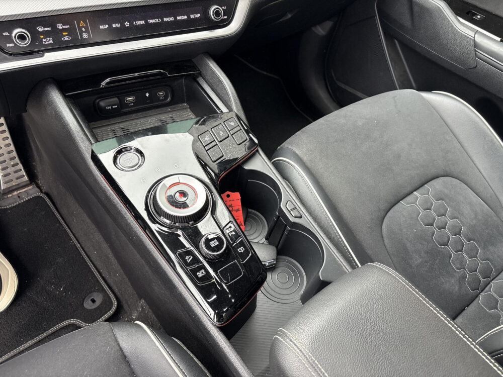 Kia 12