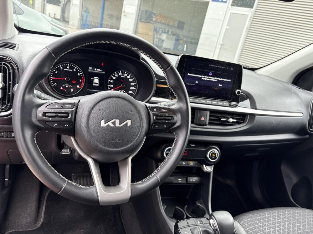 Kia 12