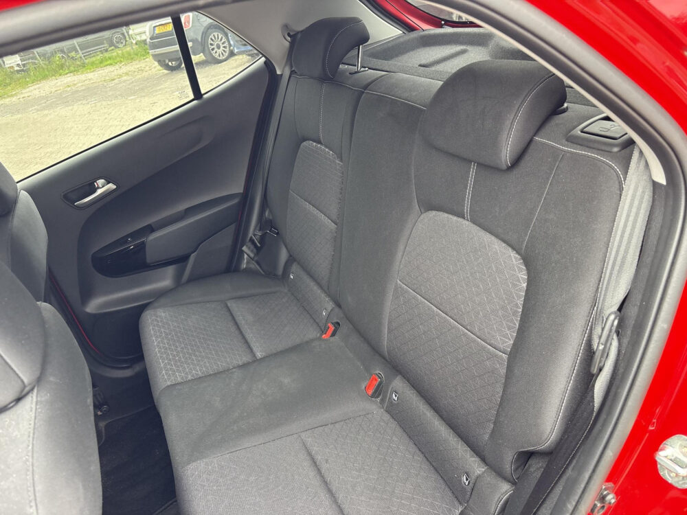 Kia 15