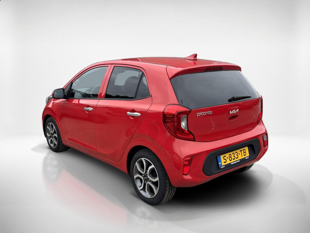 Kia 6