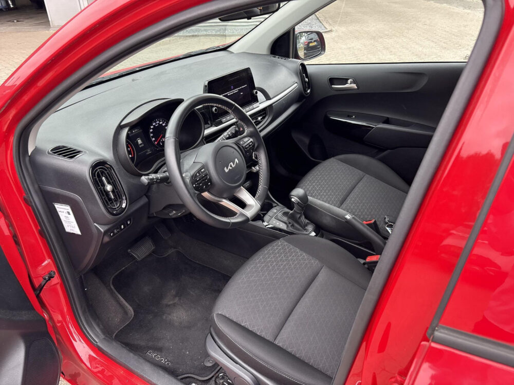 Kia 8