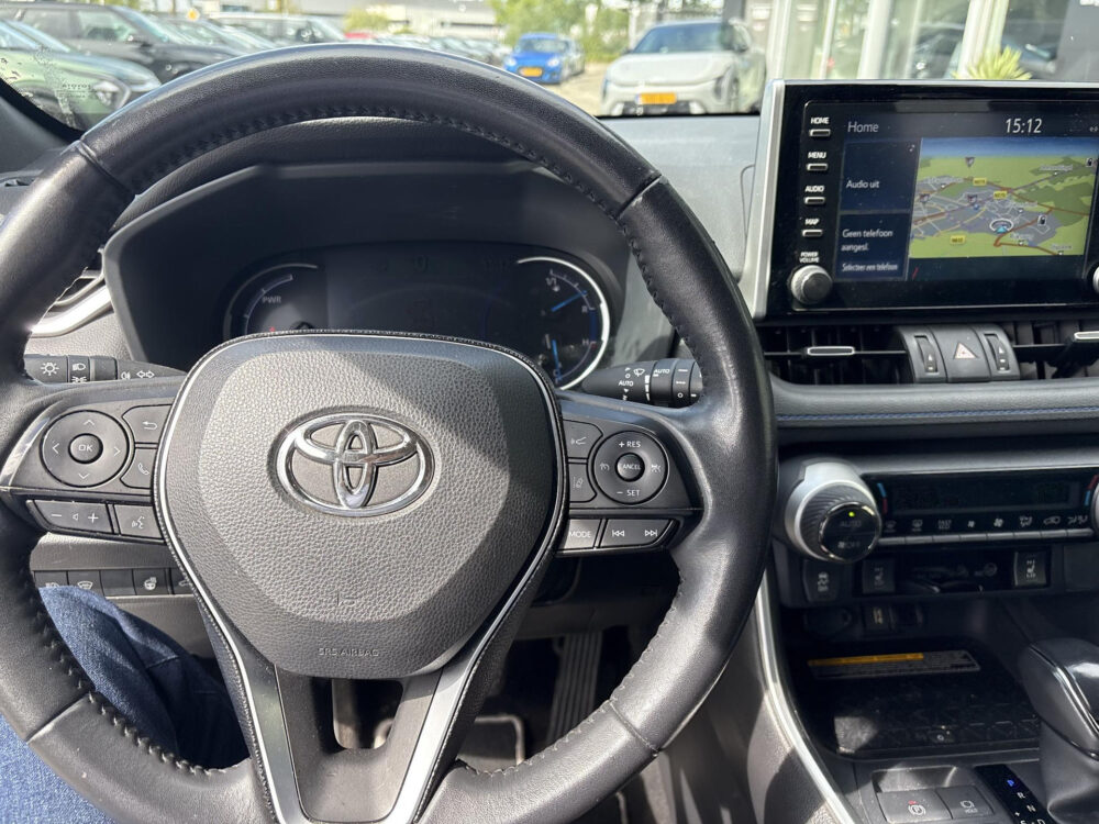 Toyota 12