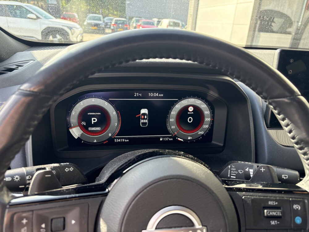 Nissan 13