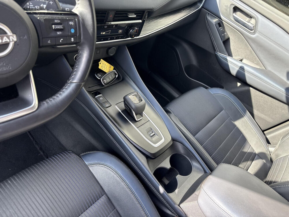 Nissan 14