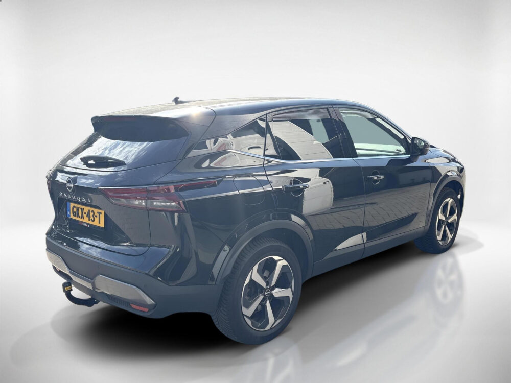 Nissan 4