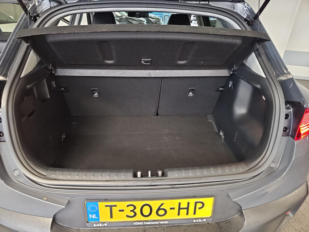 Kia 16