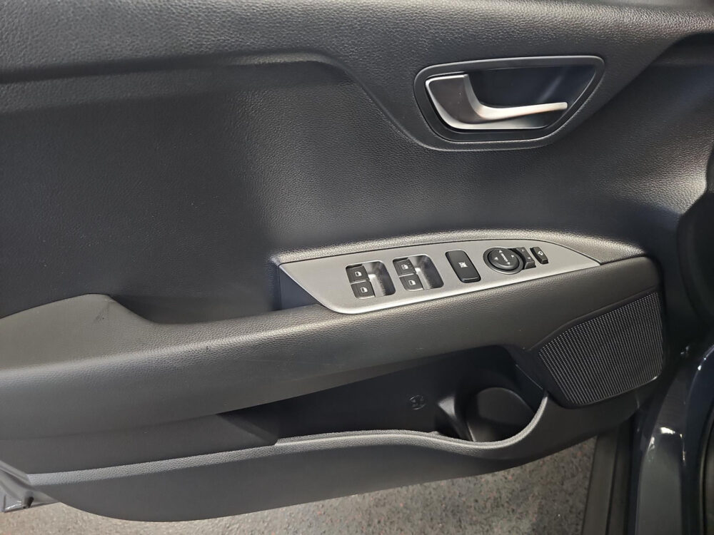 Kia 9