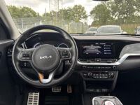 Kia 32