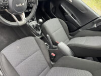 Kia 33