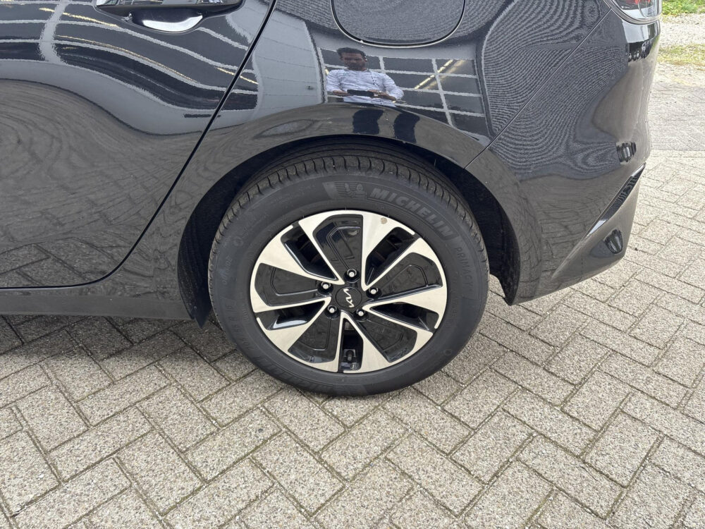 Kia 17