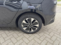 Kia 38