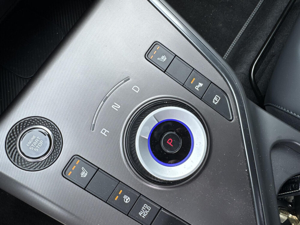 Kia 25