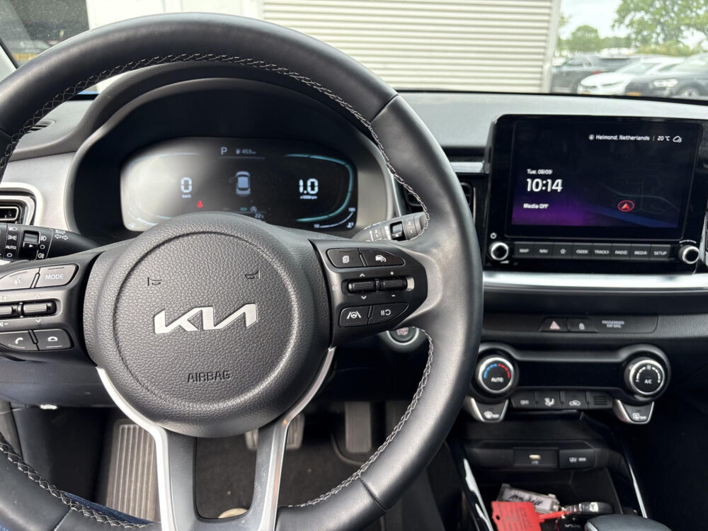 Kia 12