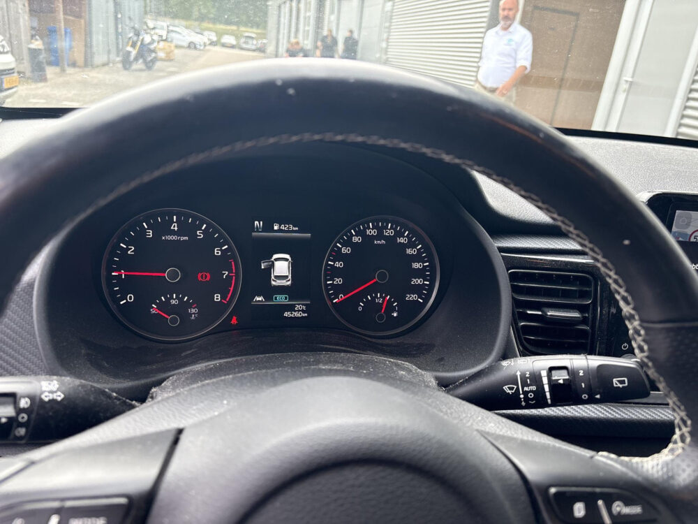 Kia 12