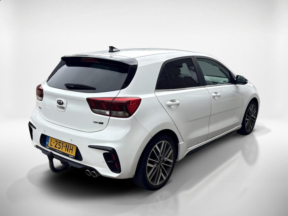 Kia 4