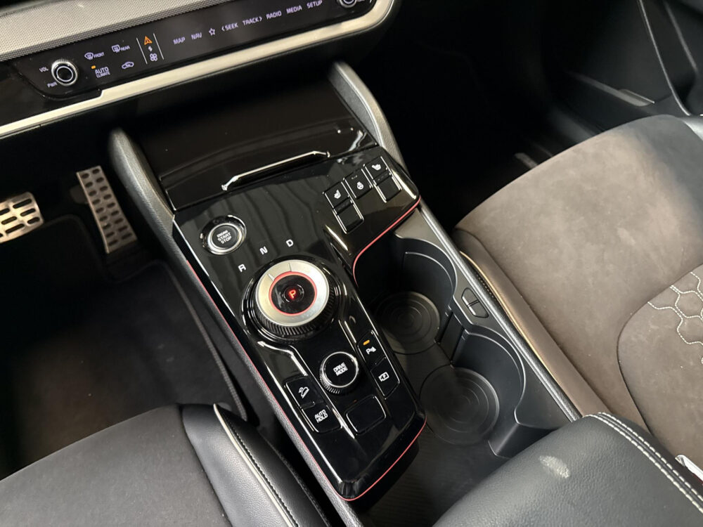 Kia 14