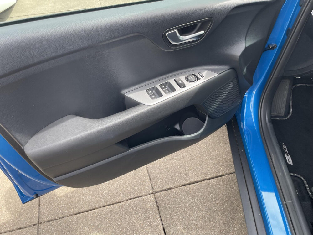 Kia 8
