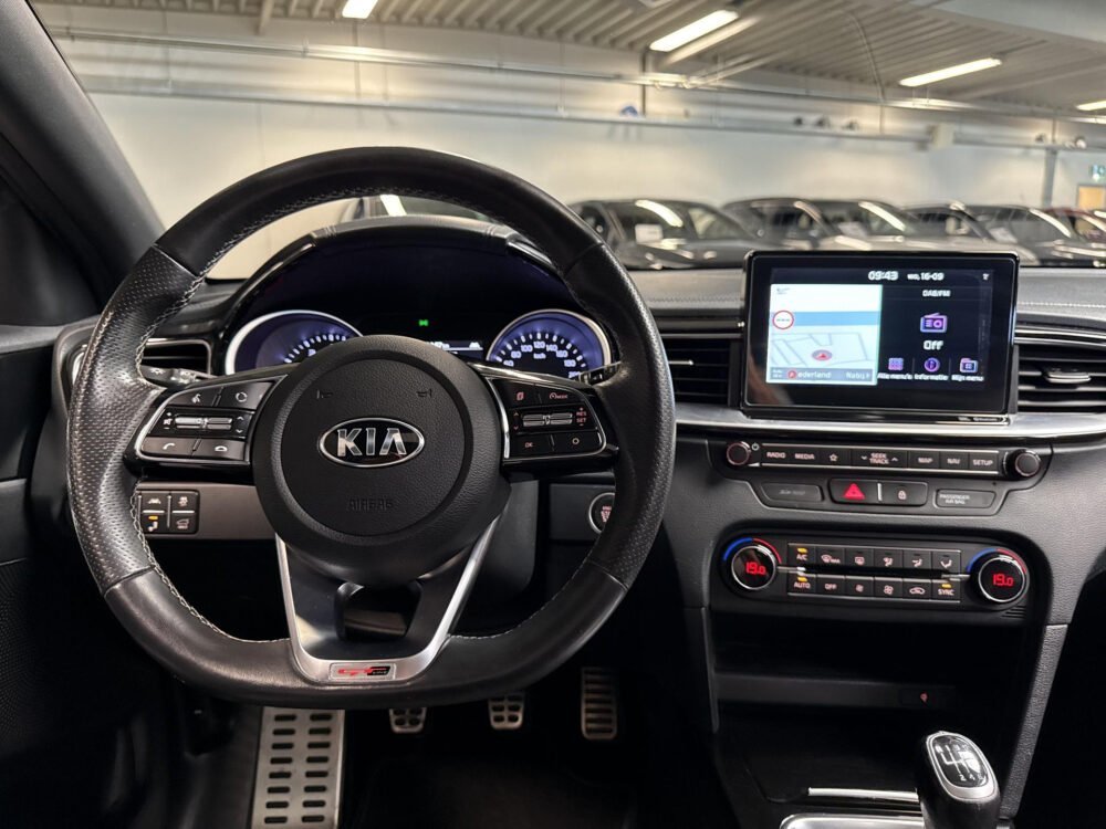 Kia 12