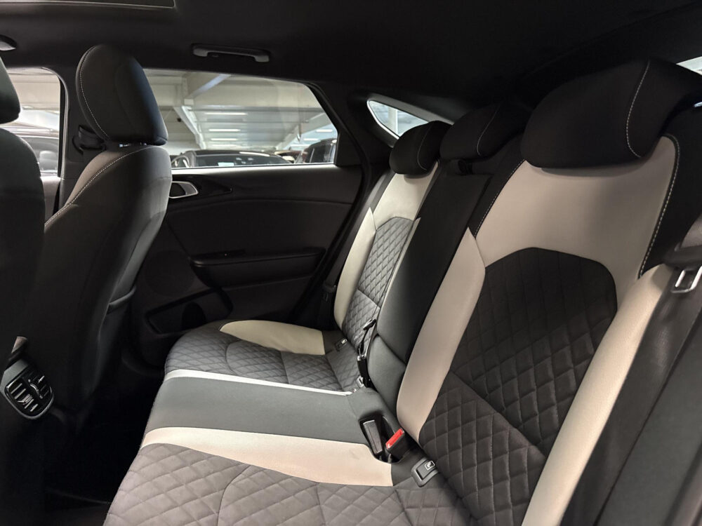 Kia 15
