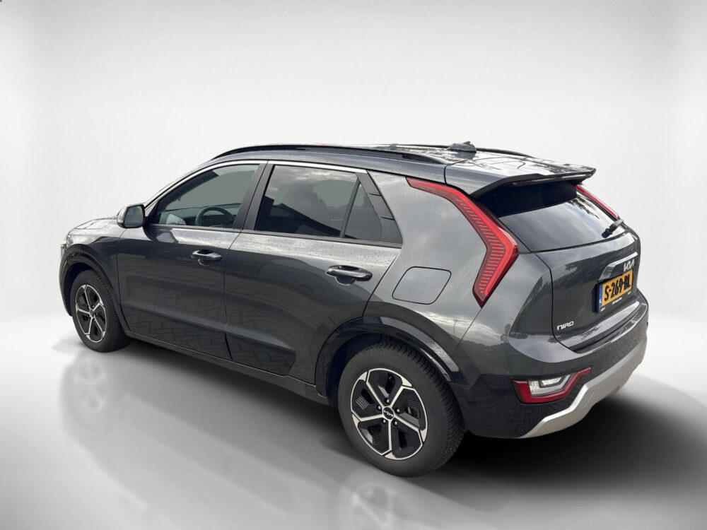 Kia 6