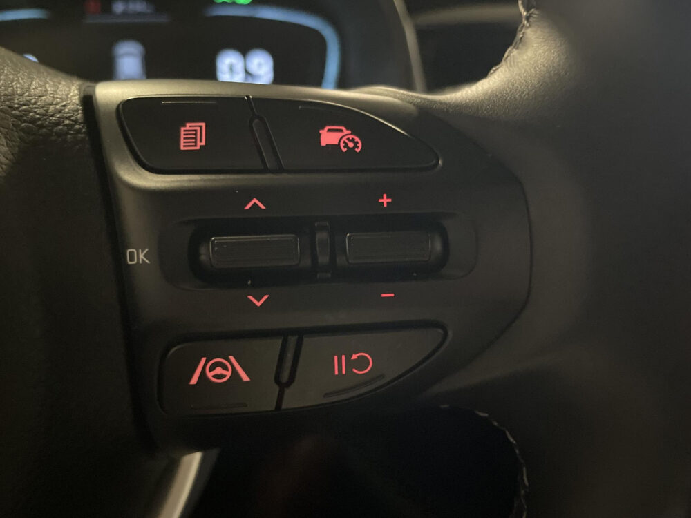 Kia 25