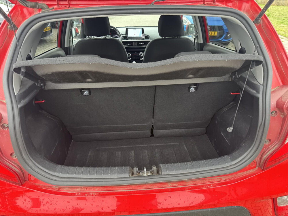 Kia 16