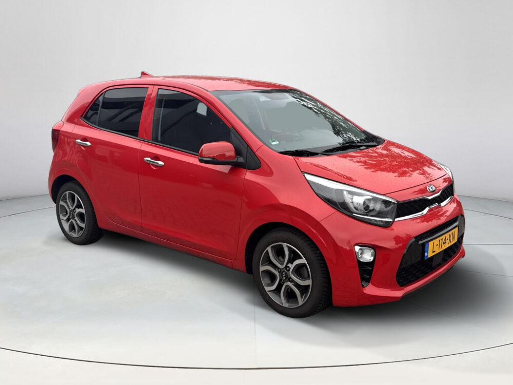 Kia 6