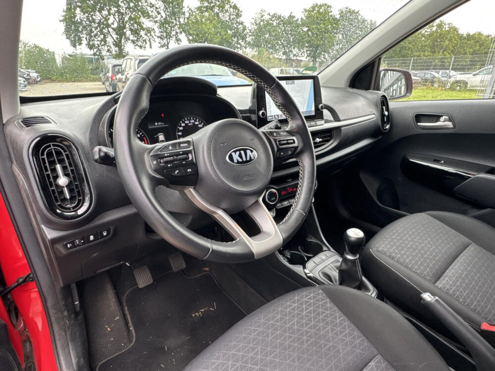 Kia 8