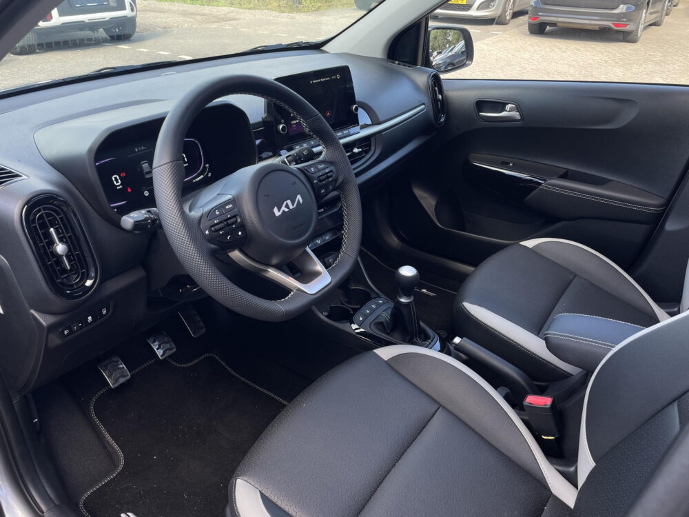 Kia 8