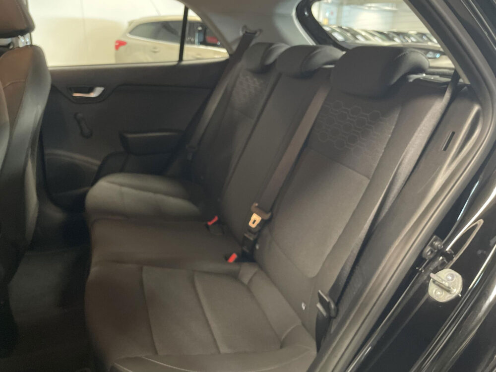 Kia 15