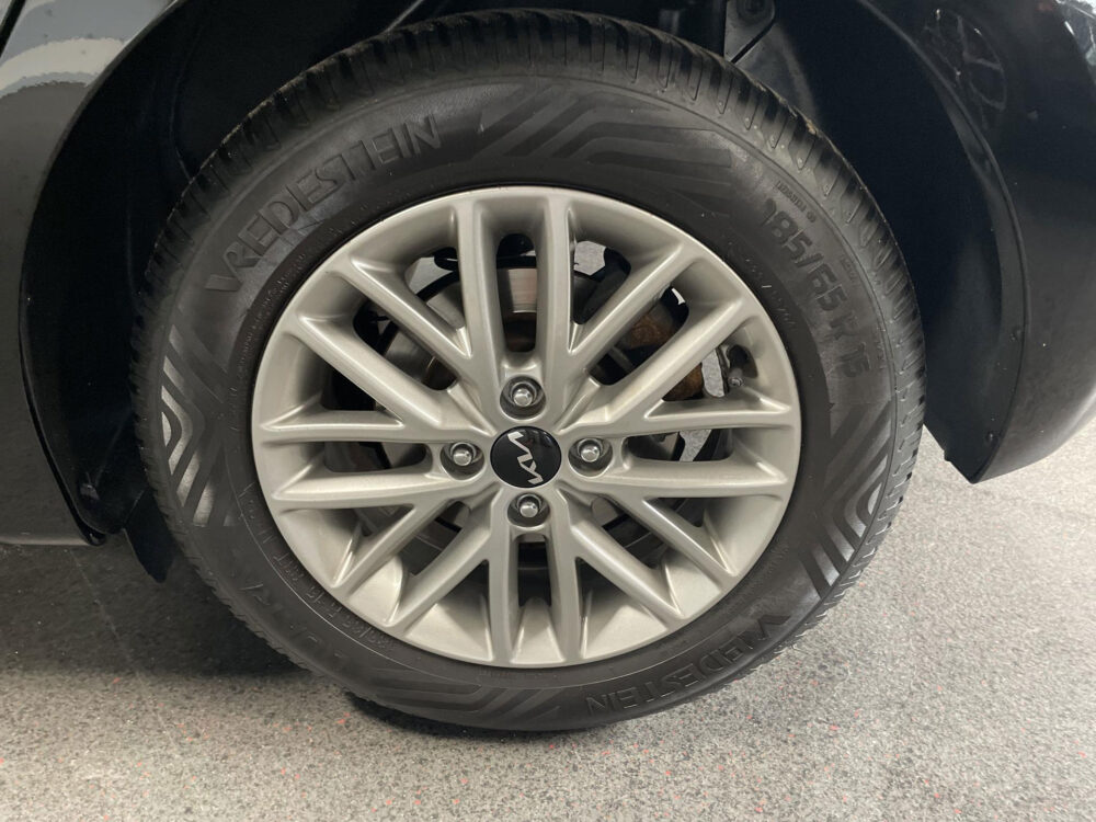 Kia 17