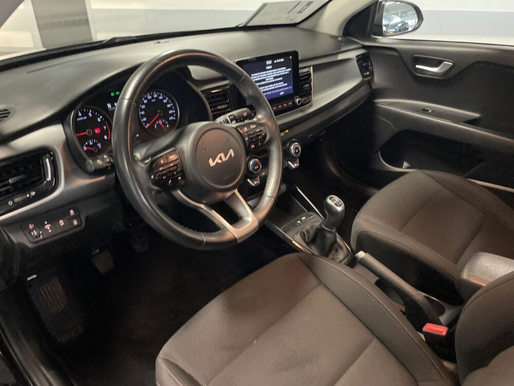Kia 8