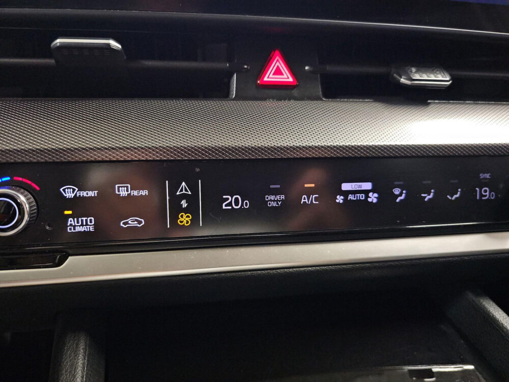 Kia 21