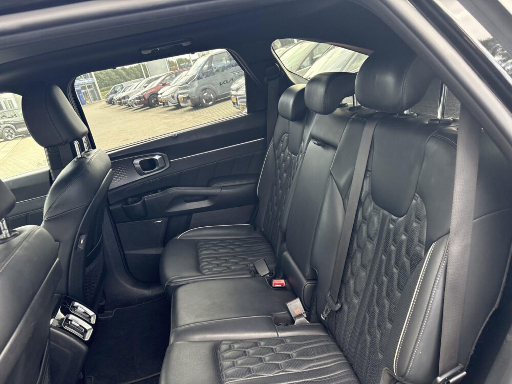 Kia 15
