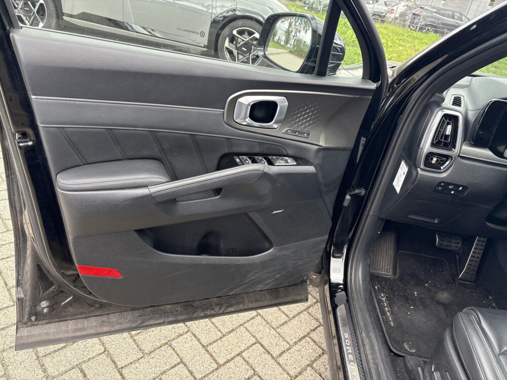 Kia 9