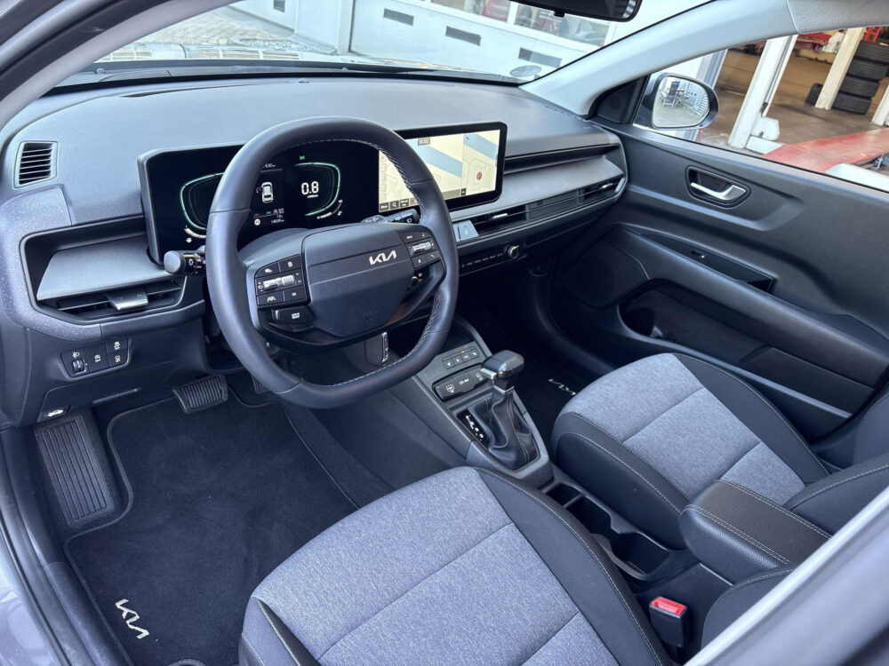 Kia 8