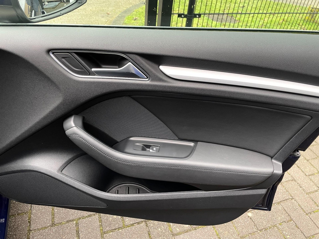 Audi A3 SPORTBACK 1.6 TDI Pro Line NAVI LEER incl BTW 52