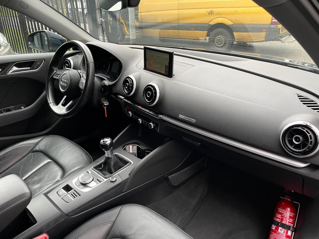 Audi A3 SPORTBACK 1.6 TDI Pro Line NAVI LEER incl BTW 56