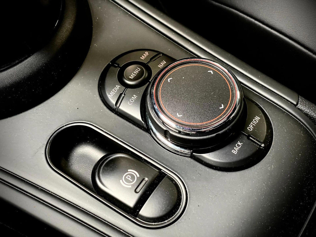 Mini Mini Countryman 2.0 Cooper S ALL4 Chili PANO NAVI 192 PK TREKHAAK AFNEEMBAAR 29