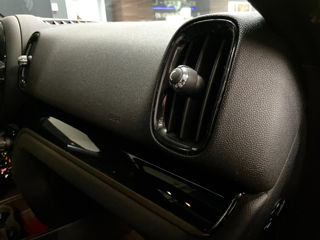 Mini Mini Countryman 2.0 Cooper S Edition PANO NAVI 190 PK AFN TREKHAAK 70