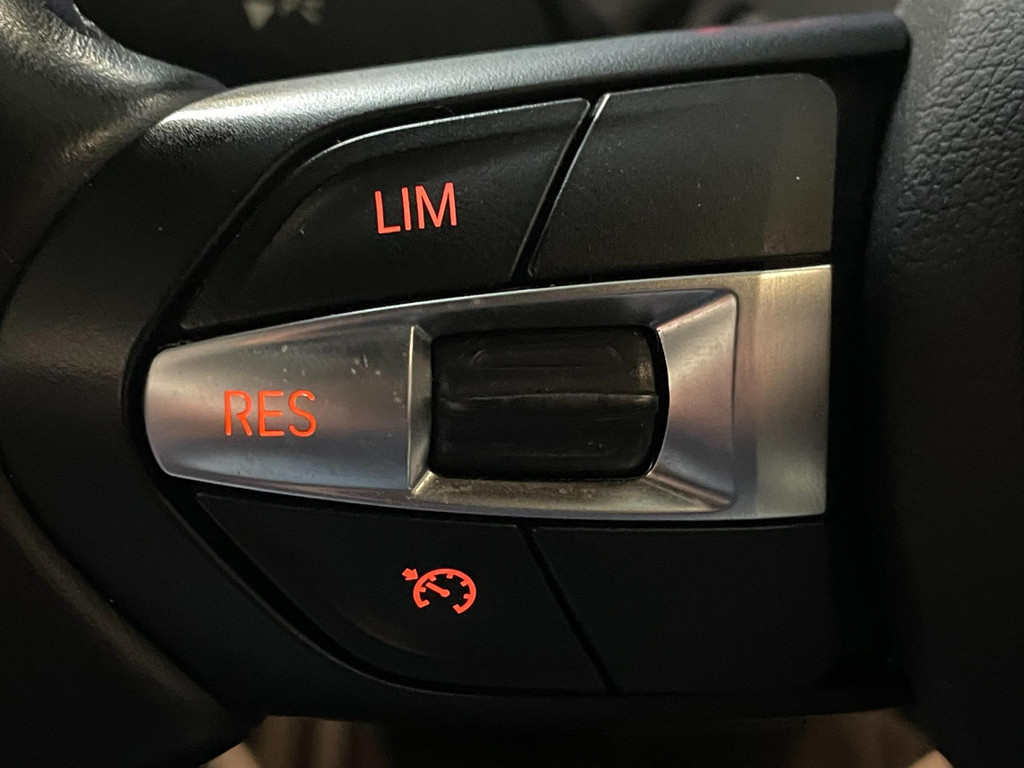 BMW 1-serie 118i Edition M Sport Shadow CARPLAY High Executive 40