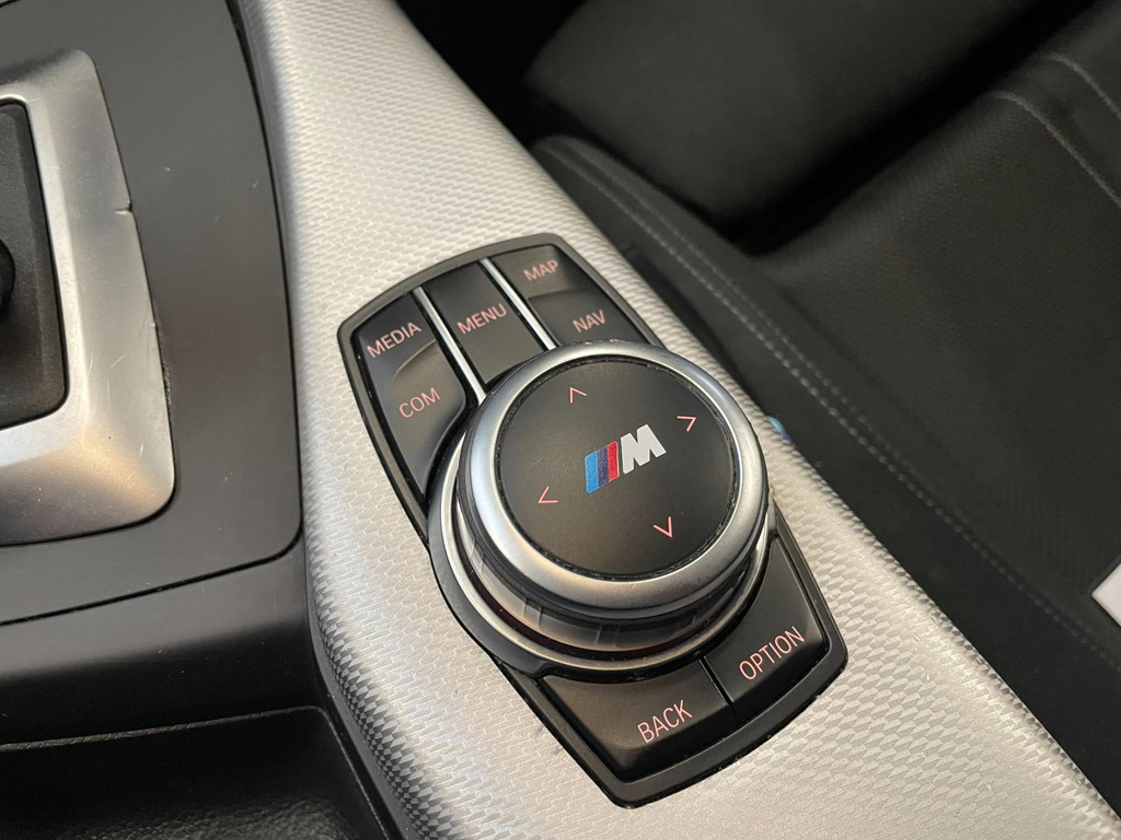 BMW 1-serie 118i Edition M Sport Shadow CARPLAY High Executive 51