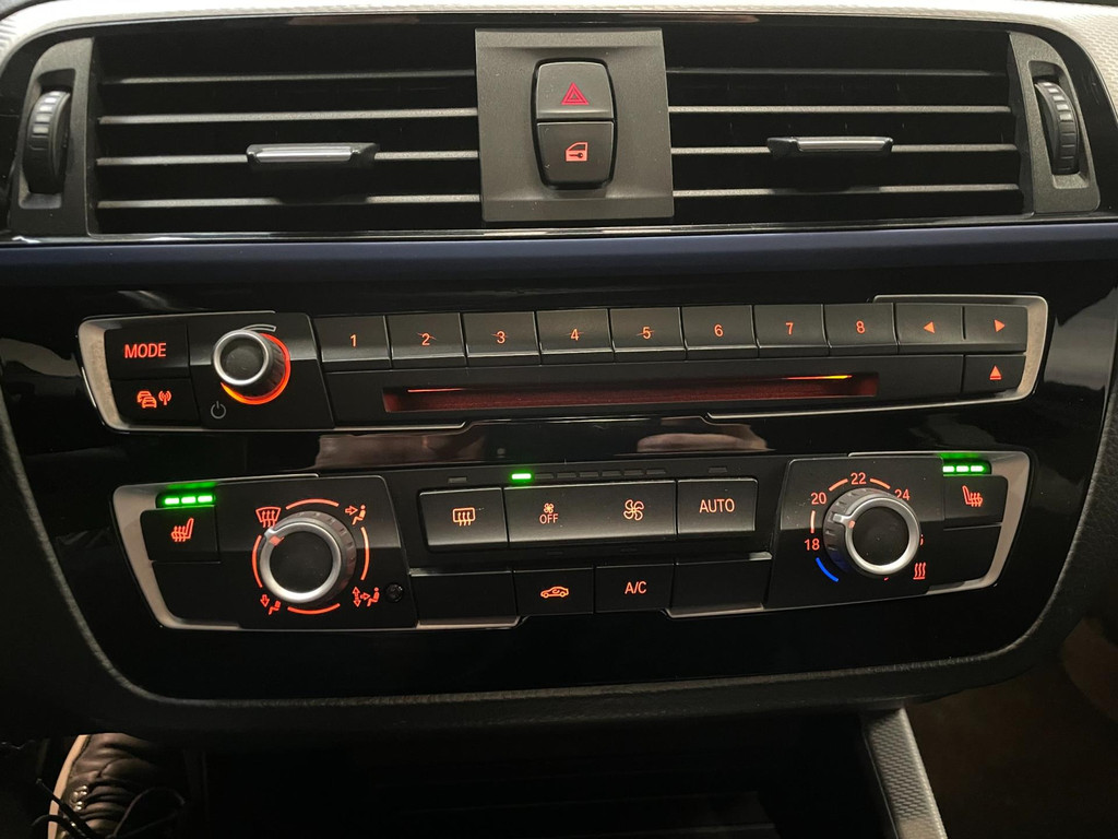 BMW 1-serie 118i Edition M Sport Shadow CARPLAY High Executive 52