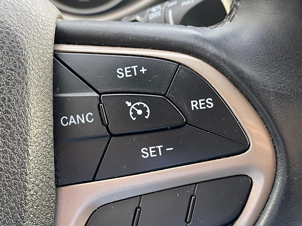 Jeep Cherokee 2.4 LATITUDE NAVI AIRCO Camera 30