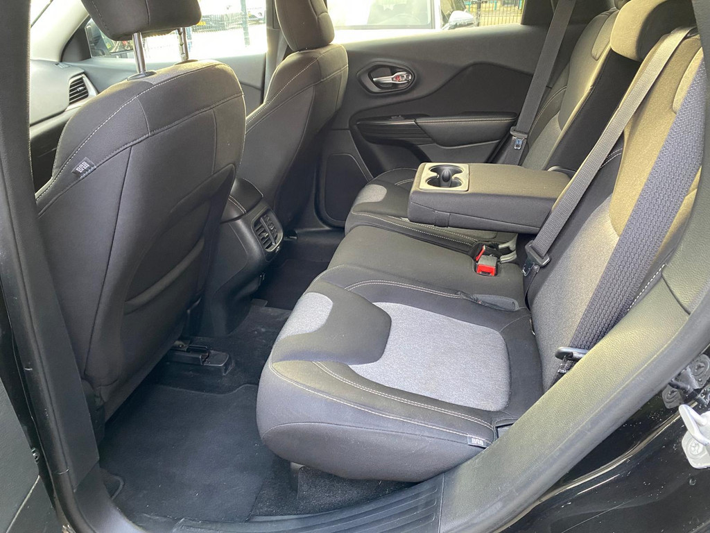 Jeep Cherokee 2.4 LATITUDE NAVI AIRCO Camera 38