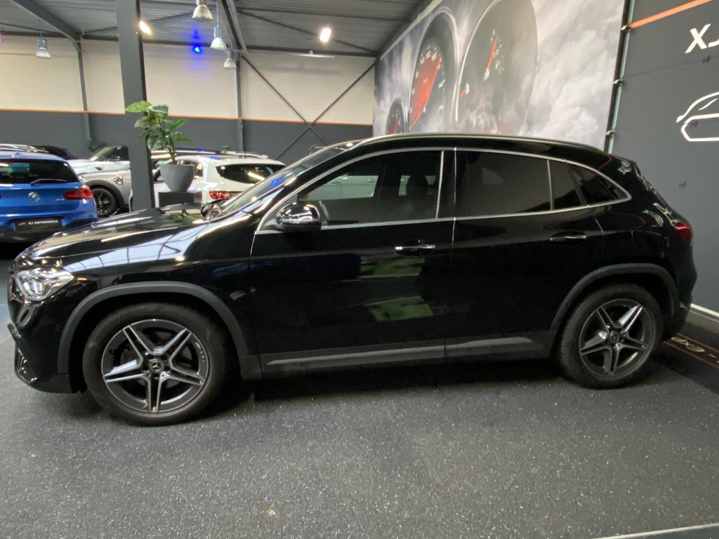 Mercedes-Benz GLA-klasse 200 AMG Line NAVI 163 PK WIDESCREEN 6