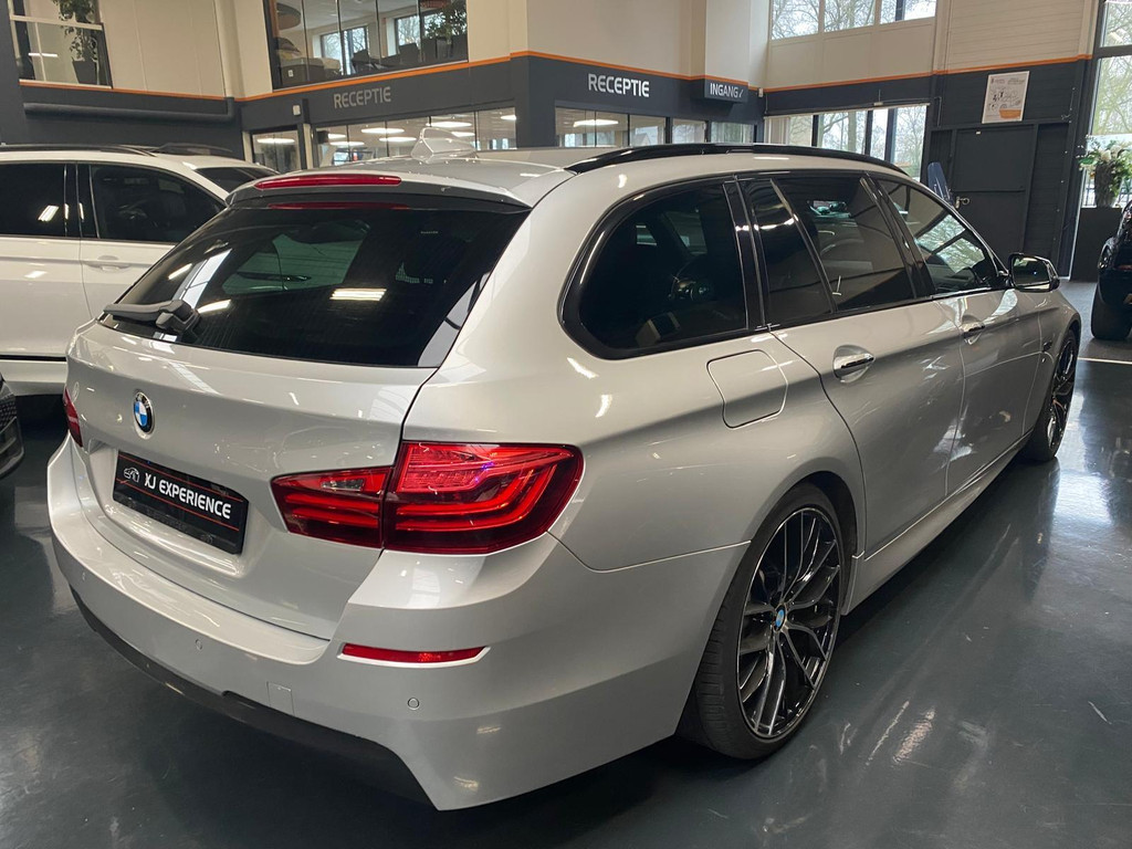 BMW 5-serie Touring 525d M-Sport High Executive PANO 248 PK 5